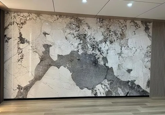 Úvod k nástennému panelu odolnému proti nárazu.