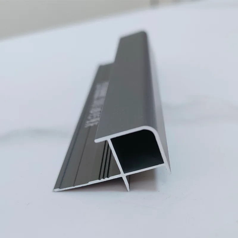 Štvorcová vonkajšia rohová lišta